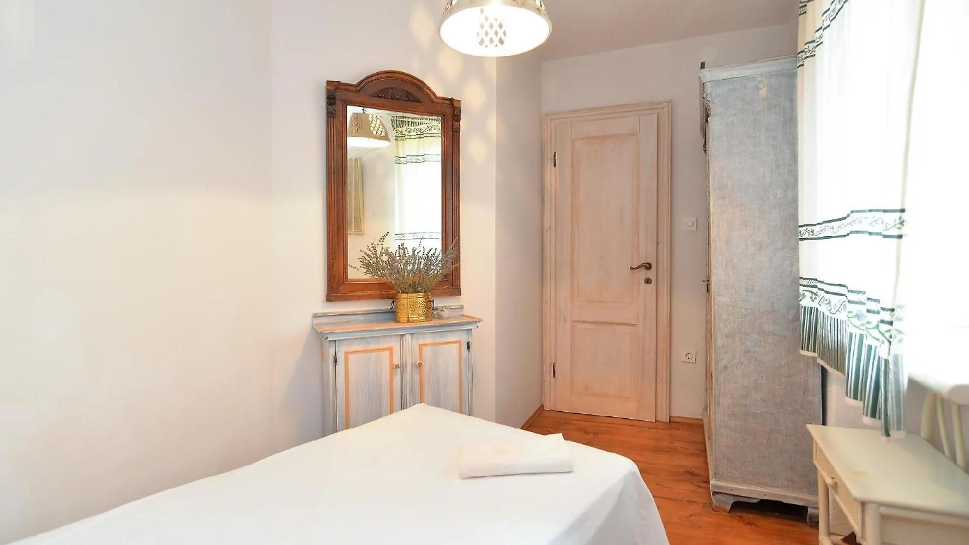 Holiday home Ferienhaus Fuer 5 Personen Ca 115 Qm In Liznjan, Istrien Suedkueste Von Istrien